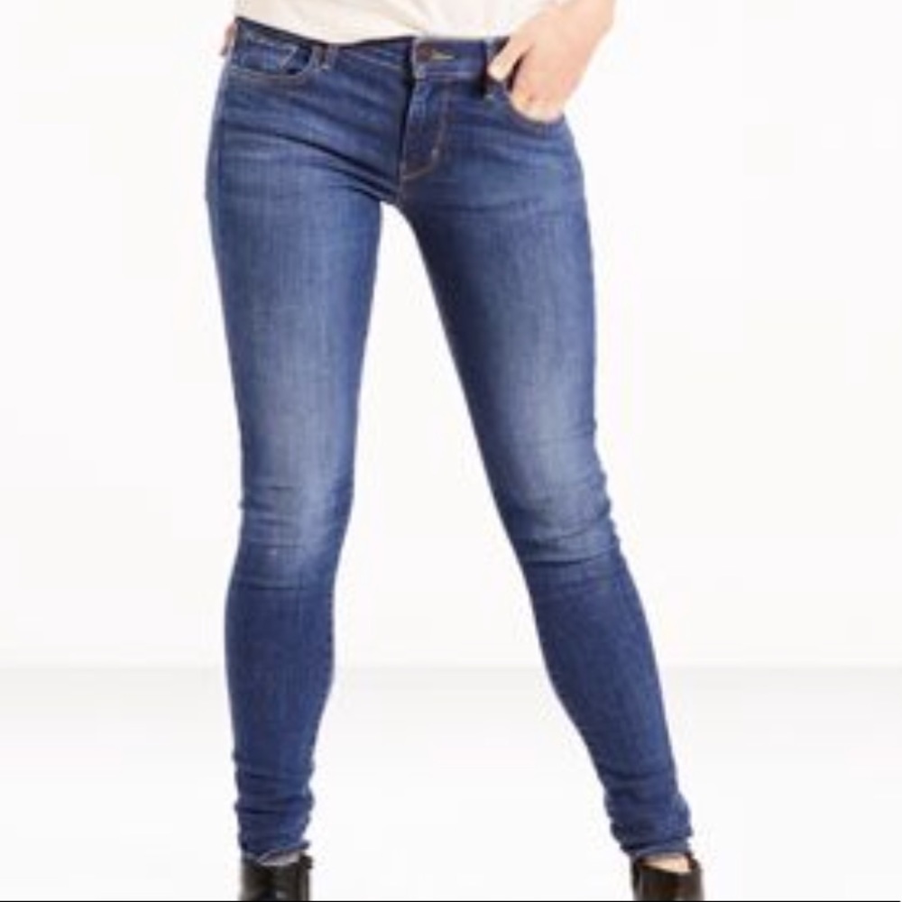 Levi 535 Jegging size 5
